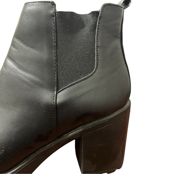 Rue 21 Berry Vegan Leather Chunky Boots Sz 8 - Picture 8 of 14